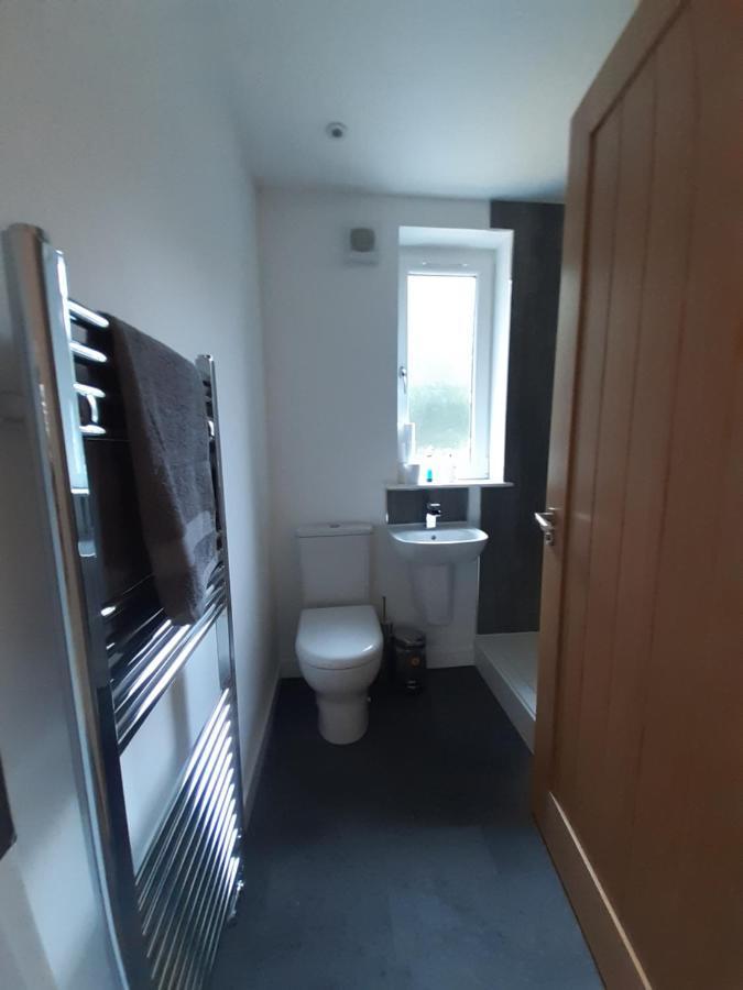 Carvetii - Jade House - 3 Bed House Sleeps Up To 8 Apartment Kelty Exterior photo